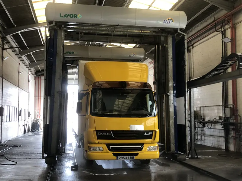 lavado_vehiculo_industrial